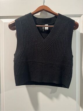 Madewell Black Ribbed V-Neck Sweater Vest